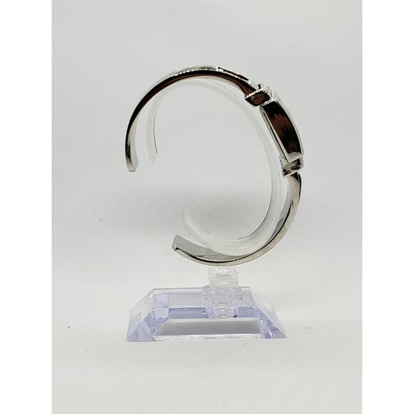 Women\'s Bangle dress watch GEN562KKL Square face/silver accents Working watch main image 6